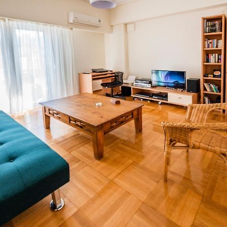 5Th Floor Boho Quircky Apartment Athena Bagian luar foto