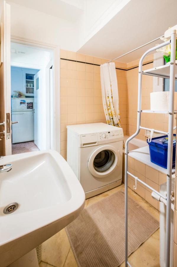 5Th Floor Boho Quircky Apartment Athena Bagian luar foto
