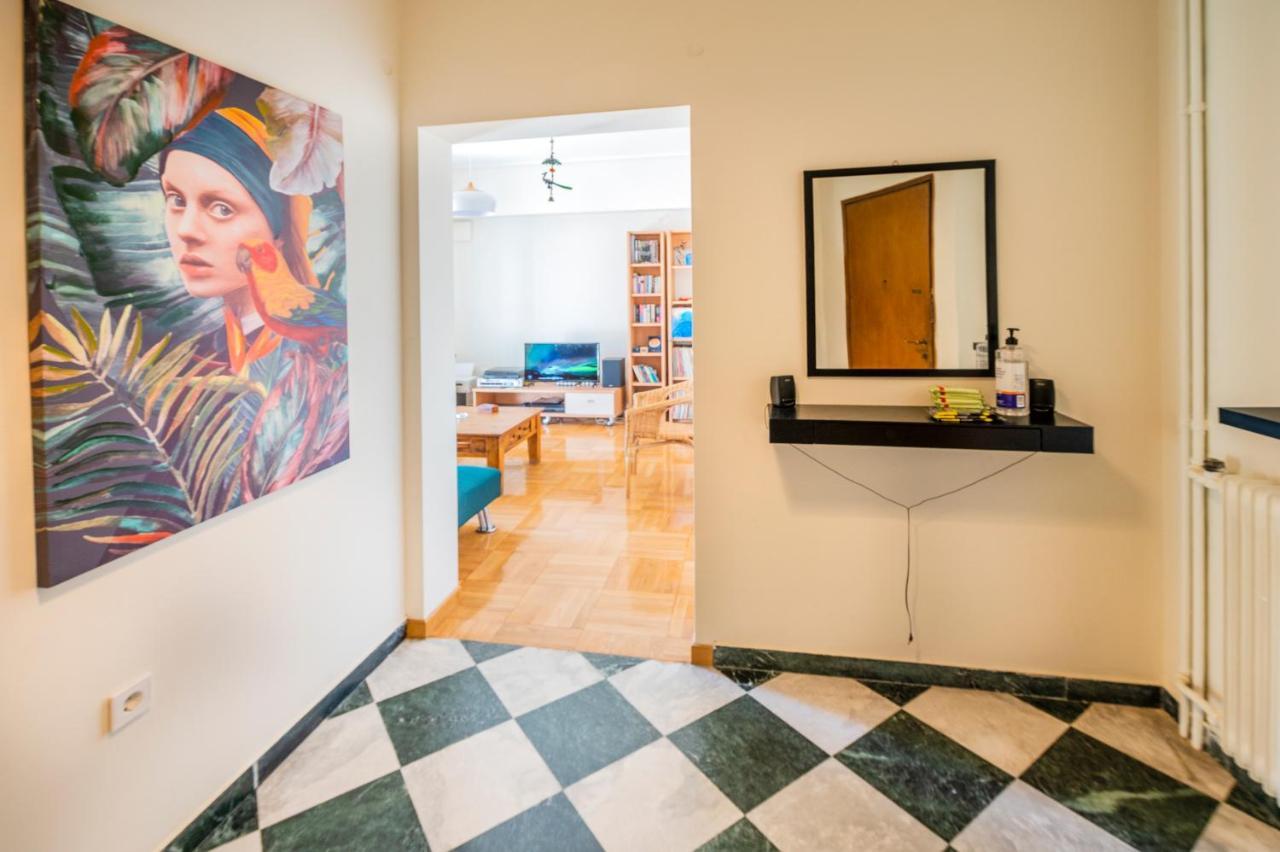 5Th Floor Boho Quircky Apartment Athena Bagian luar foto